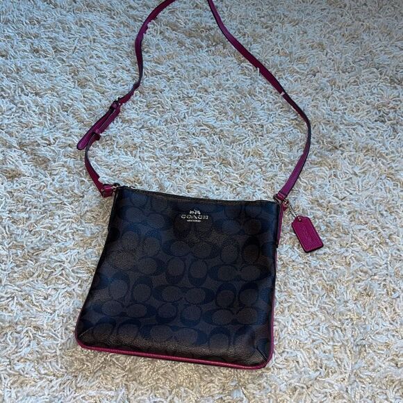 Coach Signature Crossbody Bag F35940 Brown & Pink Ruby - Picture 1 of 15